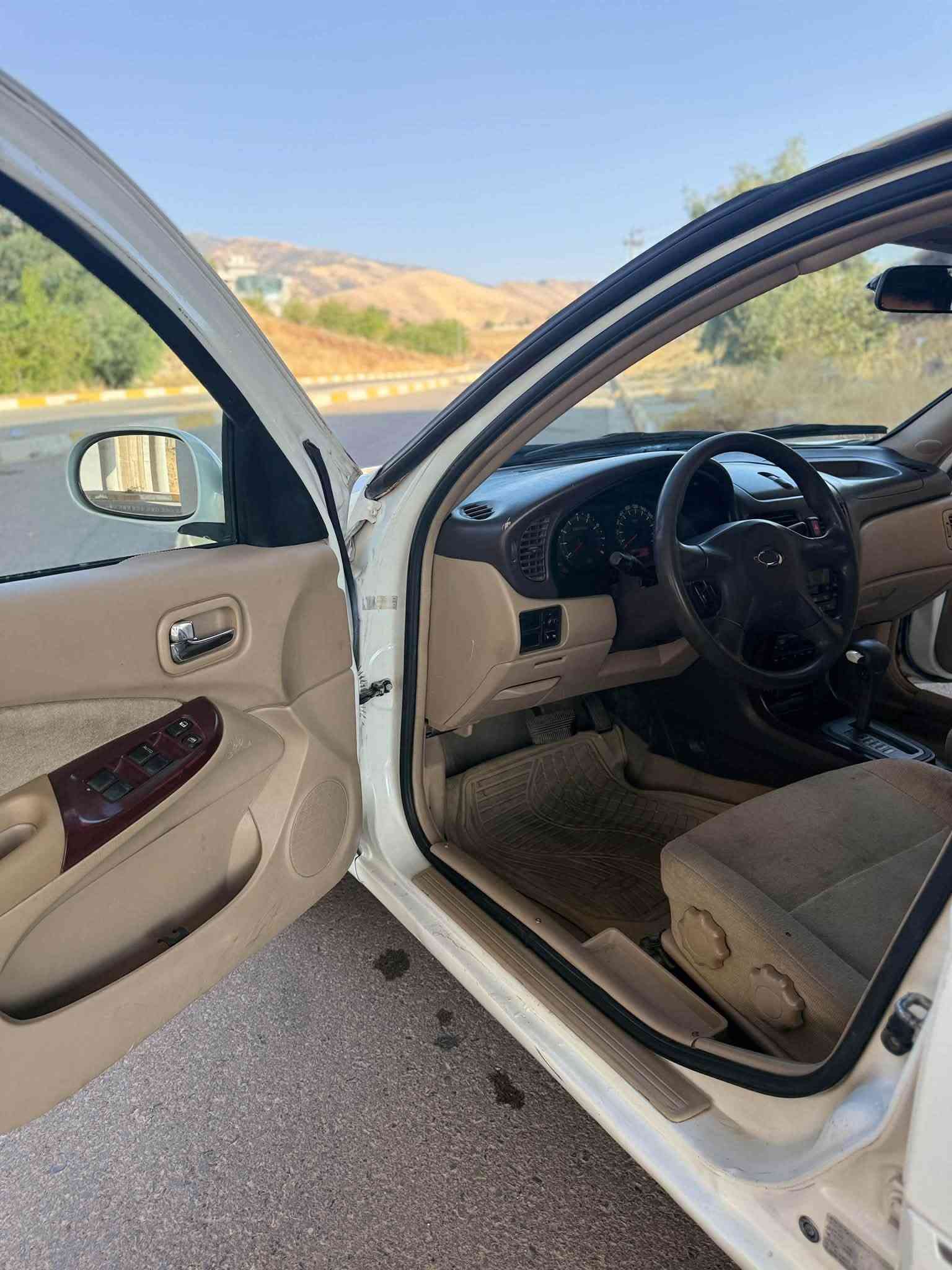 سەرەتا بە ناوی خوا 
سامسۆنگ 2004
سەیارەکە تابڵێی جوانە ماڵی فەقیرە سەیارەکە پێشو پشتی بەشەرت سەقفی بۆیاخ نیەکەفەرکۆڕانی بەشەرت           سەیارەقە فول فول مواسەفاتە تەقەو ڕەقەی بەشەرت  
 43گەڵا مەقامەلە
***********
