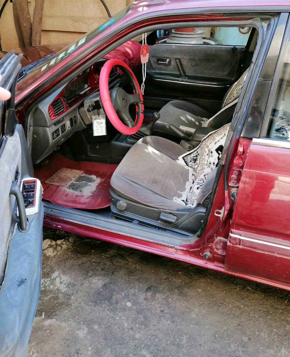 مازده حجم 626رقم نينوى جديد هزه جديده محرك 8بخ تبريد كير عادي موديل 90 صبغ بيها دائر واحد وقبق الجنطه مرشوش 
سعرها 38وبيها مجال كلش قليل
***********
***********