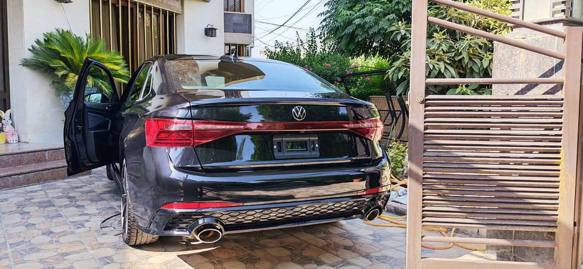 Volkswagen getta gli 2025
*********** بوزانياري زياتر  

نرخ 220٠ مجال
