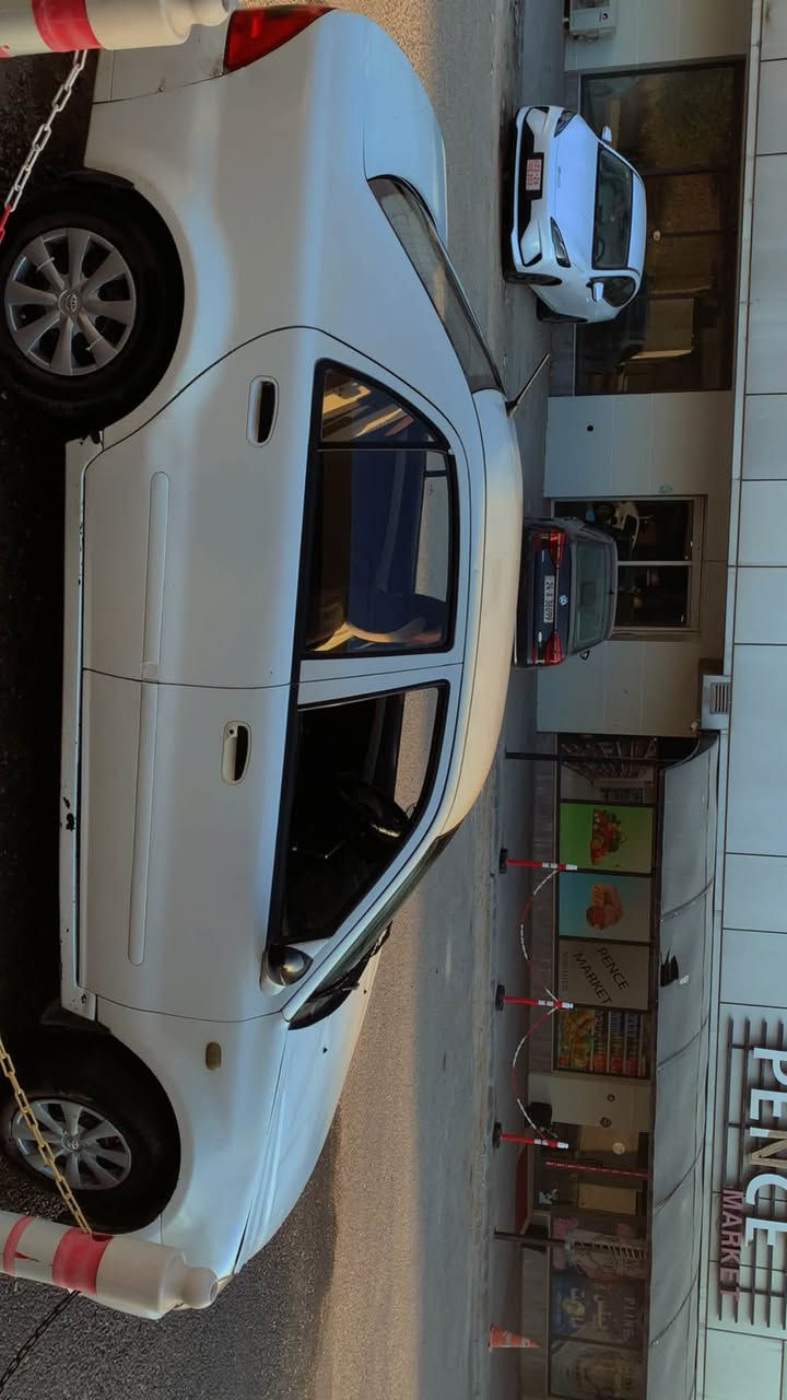 سيارة جيلكي (Geely CK) للبيع
 الموديل: 2009
 المحرك والجير: جديدان بالكامل
 طقم المحور الأمامي (السينكي): جديد
 السعر والملاحظات:
 السعر: 30 ورقة (3,000 دولار)
 توجد غرامة مرورية على السيارة، وسيتم خصم مبلغ الغرامة من السعر النهائي مع مراعاة ومساعدة في السعر.
 رقم تواصل واتساب 
***********
