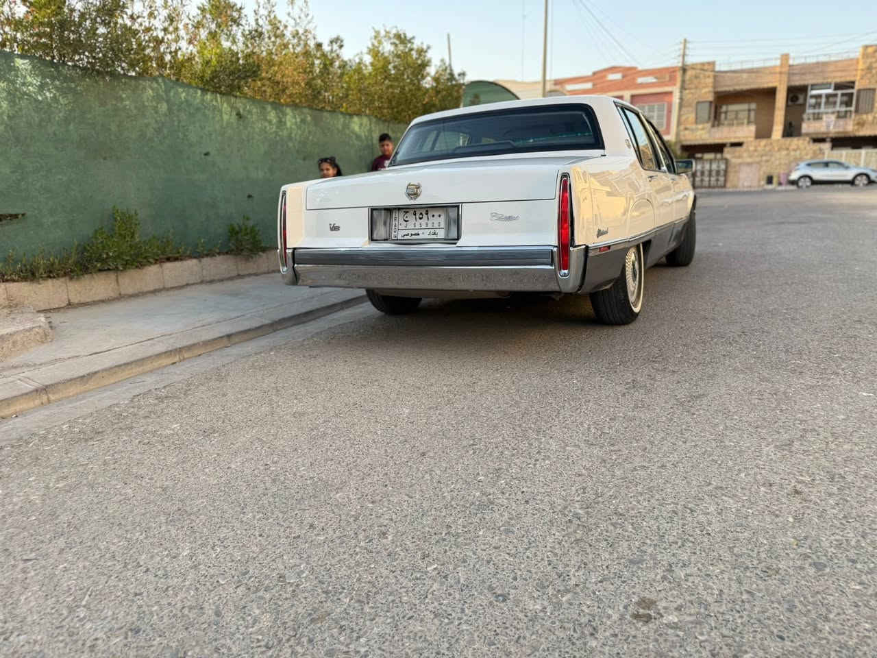 كديلاك • ١٩٩٠ • بدون صبغ