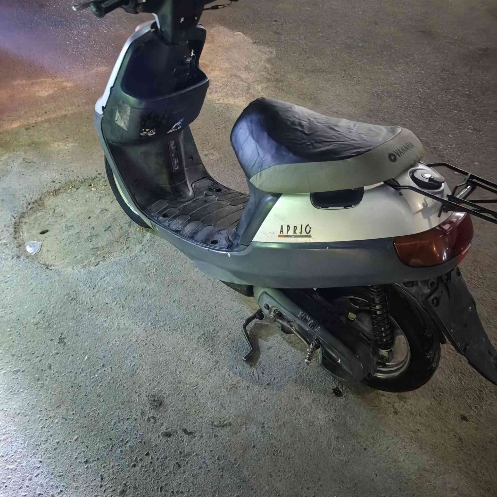 سلام عليكم دراجه نضيفه للبيع مكينه ناعمه لا صوت كير ولا صوت روله السعر 280 وبيهه مجال قليل وهاذا رقمي للاستفسار *********** مكاني كربلاء حي العامل

