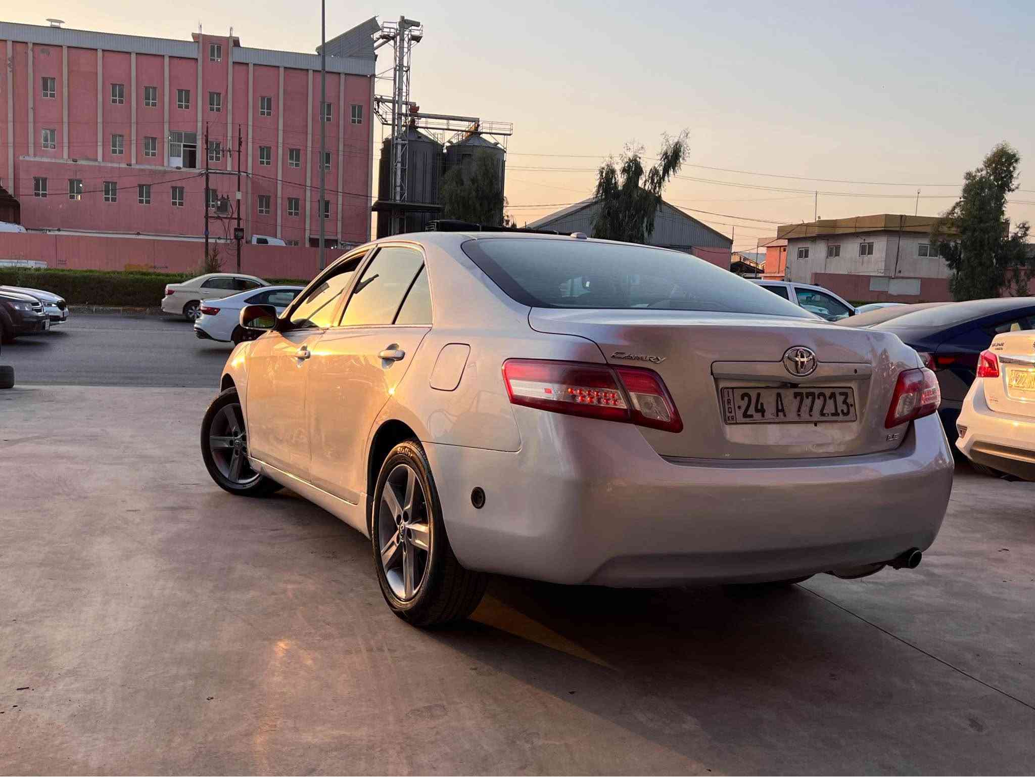 Toyota camry 2011 ئەمریکی سەیارەکی توندو تۆلە بێکێشەیە بێمەسروف 
سەیارەکە غازە حکومی ٢٠٠ دینار  لە موصل کەرکوک  
جاهزە 
جاملغو نیو بۆنیت سبوغە  
0️⃣7️⃣5️⃣1️⃣1️⃣9️⃣0️⃣9️⃣1️⃣0️⃣0️⃣ أربيل, العراق
