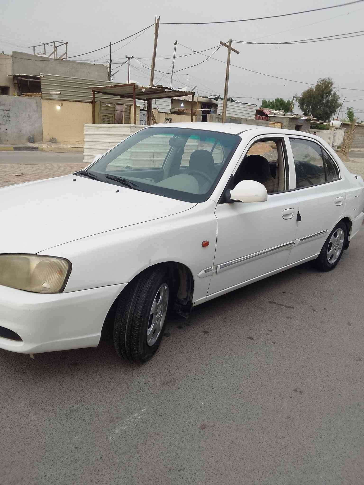 سلام عليكم عندي فيرنا ٢٠١٢ محتاج ابيعه سياره مكفول شواصي كيرتبريدمحرك سياره نظيفه سنويه جديده بسمي مكان بغدادالسعر٧٠بيه مجال الاتصال على رقم ***********

