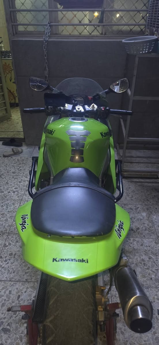 ننجا zx6r • ٦٣٦ • ٢٠٠٤