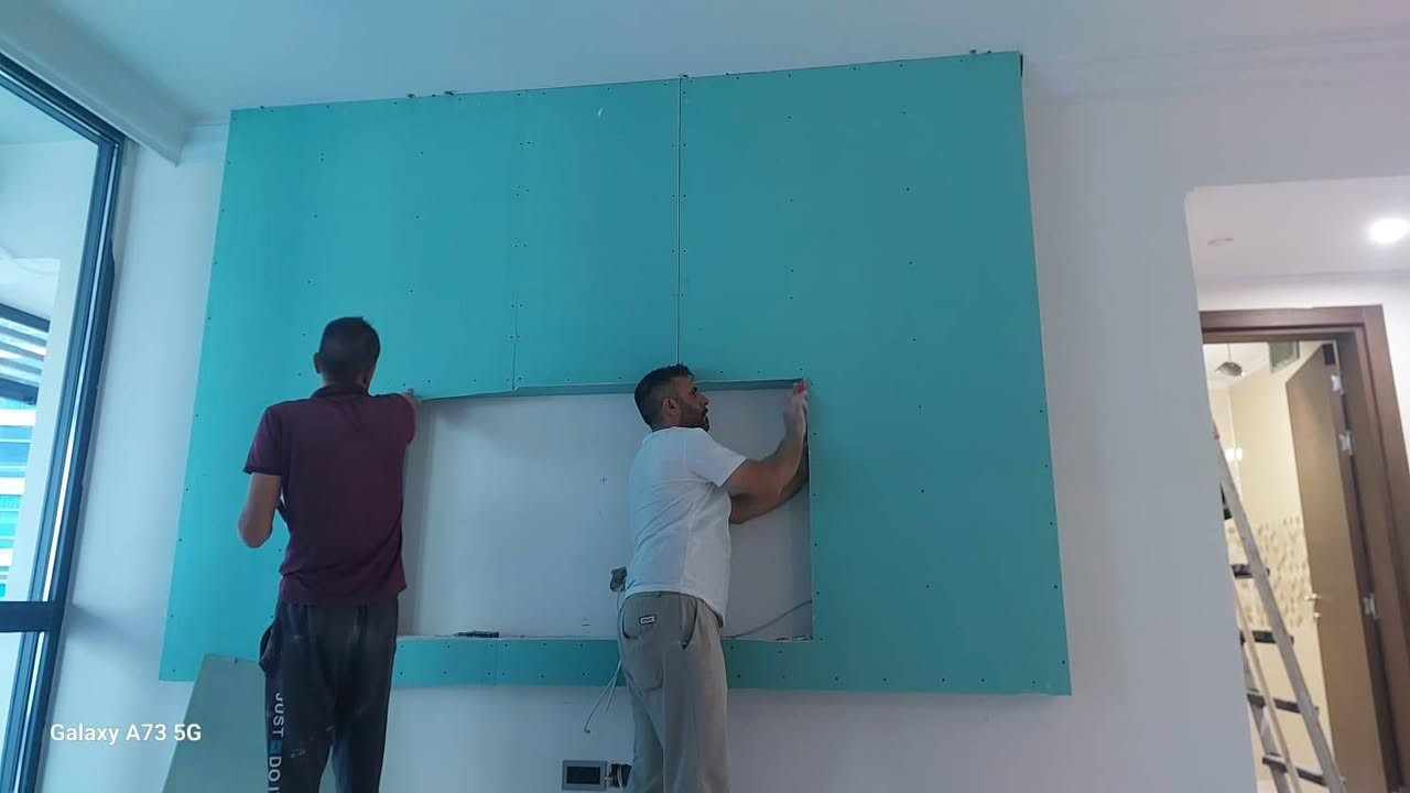 ​✨ أناقة بيتك تبدأ من جدرانه وسقفه! ✨
نقدم لكم أحدث خدمات الأصباغ والديكورات والجبسن بورد بأسلوب حديث وشغل نظيف ومتقن.
​🔨 خدماتنا:
​تصميم وتنفيذ جبسن بورد (أسقف، ديكورات شاشات، إضاءات مخفية).
​أصباغ حديثة ومقاومة للرطوبة بكافة الألوان والديكورات.
​سرعة في الإنجاز وأسعار مناسبة للجميع.
#للاستفسار__***********
