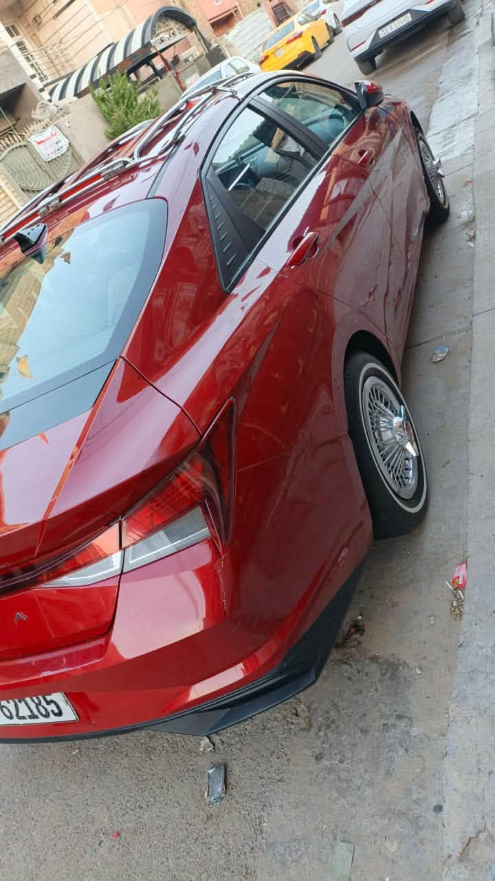 إسلام عليكم الانتره ٢٠٢٣ السياره جاهزه تخم تاير كير مكينه مكفولات السياره فول مواصفات عده الفتحه تخم تاير جديد حادثها جاملغ وبنيد بيها تعمير بلغد من فوك مكاني الشعب الاستفسار *********** مكلف بلنشر سعرها ١٢٥
