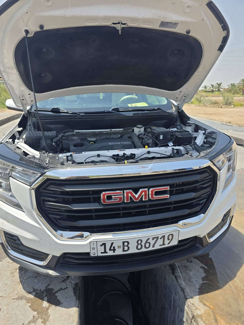 🚨 للبيع GMC Terrain SLE 2022 🚨
سيارة جاهزة ومابيها اي نقص ، وعلى الفحص.

━━━━━━━━━━━━━━━━━━

🚘 معلومات السيارة:

1️⃣ النوع: GMC Terrain
2️⃣ الموديل: 2022
3️⃣ الفئة: SLE
4️⃣ المحرك:1.5 Turbo   / سلندر 4
5️⃣ القوة: 170 حصان
6️⃣ ناقل الحركة: أوتوماتيك 9 سرعات
7️⃣ الدفع: أمامي FWD
8️⃣ اللون: أبيض 🤍
9️⃣ الممشى: 107,000 كم وقابل للزيادة
🔟 التشغيل: تشغيل عن بُعد 🔑
1️⃣1️⃣ المنشأ: مستورد أمريكي 🇺🇸

━━━━━━━━━━━━━━━━━━

⭐ المواصفات والتجهيزات:

🔹 شاشة لمس
🔹 Android Auto
🔹 Bluetooth
🔹 كاميرا خلفية
🔹 مثبت سرعة
🔹 دخول بدون مفتاح
🔹 إضاءة LED
🔹 تحذير الاصطدام الأمامي
🔹 فرملة طوارئ أوتوماتيكية
🔹 المحافظة على المسار
🔹 تحذير مغادرة المسار
🔹 نظام صوتي
🔹 Wi-Fi Hotspot
🔹 مقاعد خلفية قابلة للطي
🔹 مساحة تحميل ممتازة

━━━━━━━━━━━━━━━━━━

🔍 حالة السيارة والملاحظات:

⚠️ السيارة بيها طختين بسيطات فقط:

🔸 الأولى: بالجاملغ الأمامي، جهة الراكب.
🔸 الثانية: طخة بسيطة بباب الراكب الخلفي.

📸 أماكن الطخات واضحة بالصور، ورقم الشاصي موجود بالصور.

━━━━━━━━━━━━━━━━━━

💰 السعر المطلوب: 160 ورقة

📍 الموقع: البصرة / الدير / النشوة

📞 للتواصل:  ***********
