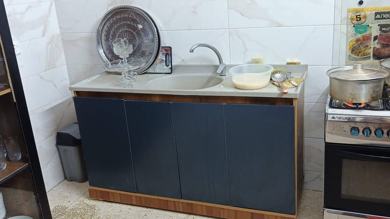 ‏(بسبب الوعود الكاذبة 
‏اعادة نشر الي بقى من الاغراض) 
‏غراض استعمال قليل اقل من اربع اشهر 
‏سبب البيع السفر 
‏مكاني السيدية 
‏
‏للتواصل ***********
‏
