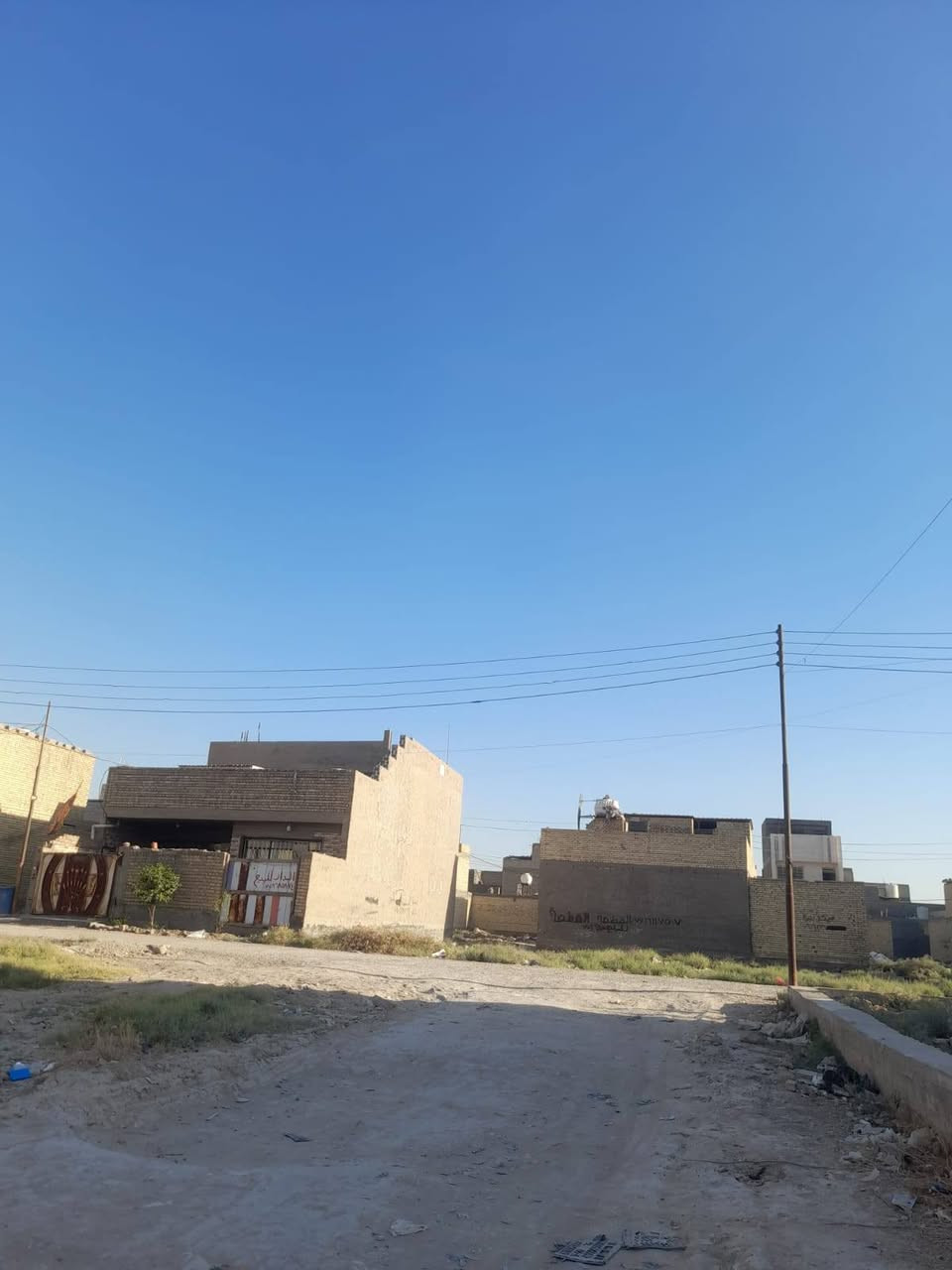 قطعة أرض للبيع 120 متر ركن
بيع مستعجل 
رقم الهاتف للتواصل ***********
قطعة أرض للبيع 120 متر ركن
الواجهة 8×15
طابو صرف زراعي سند 25
كافة الخدمات متوفرة
بغداد الرئاسة شارع عشرين
