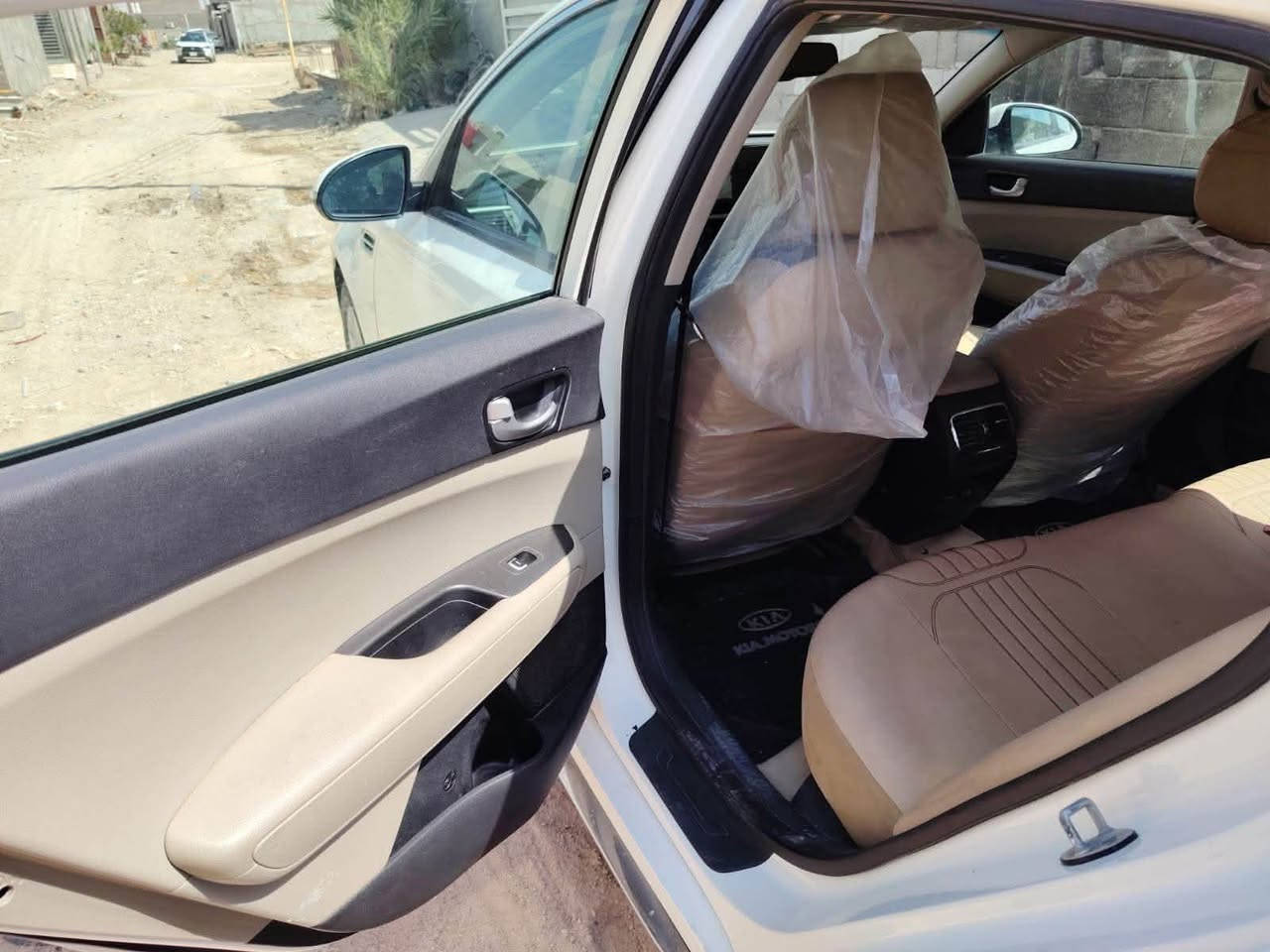 اوبتيما 16
مكينه 2000
خليجي كفاله عامه كير مكينه لاتنقيص ولاتبخير سياره جاهزه ماشيه 170  تحويل ووكاله مباشر
للبيع و مراوس اوباما او جارجر  
السعر 162
***********
ذي قار الجبايش
تعجبك السياره بخدمتك ماتعجبك اعبرها 
كل التفاصيل مذكوره ولسونار موجود السعر بيه مجال كلش قليل
