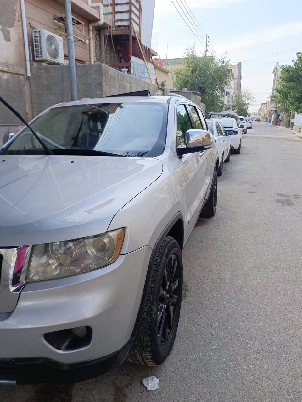 جراند شيروكي • ٢٠١١ • ضربه يمين