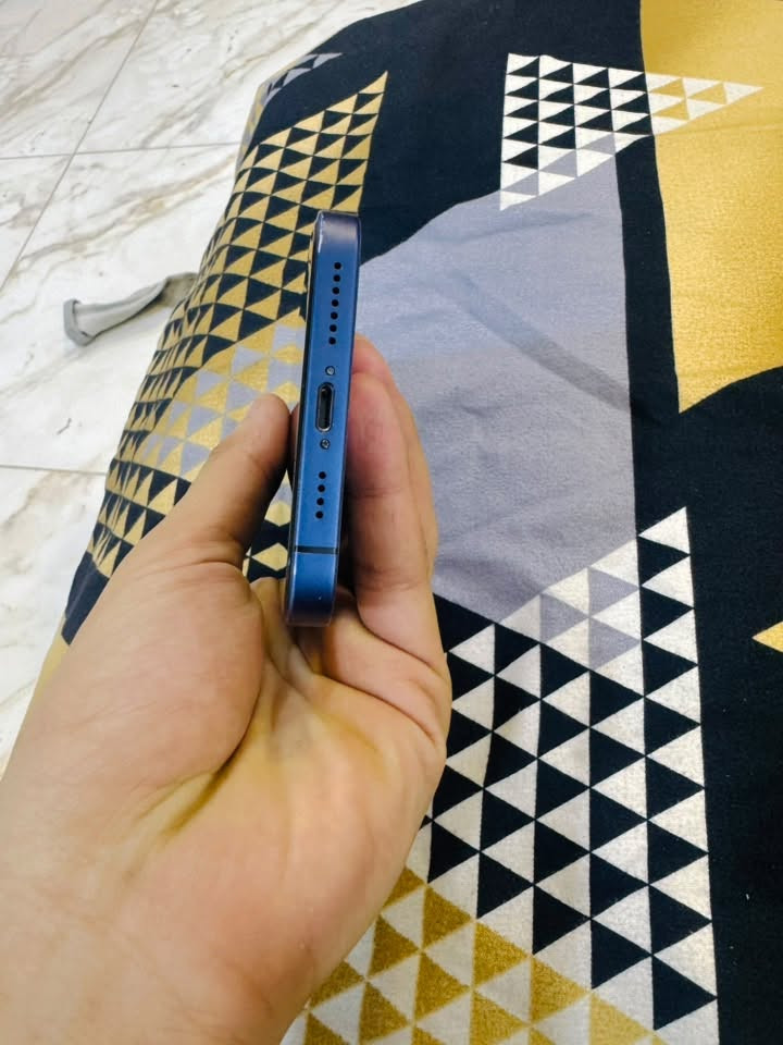 آيفون XS ماكس • ٢٥٦ • بطاريه جديده