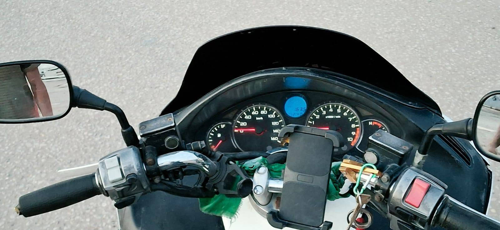 فورزه لبيع 0,8مكان بابل جبله السعر 500 هاذي رقم ***********
