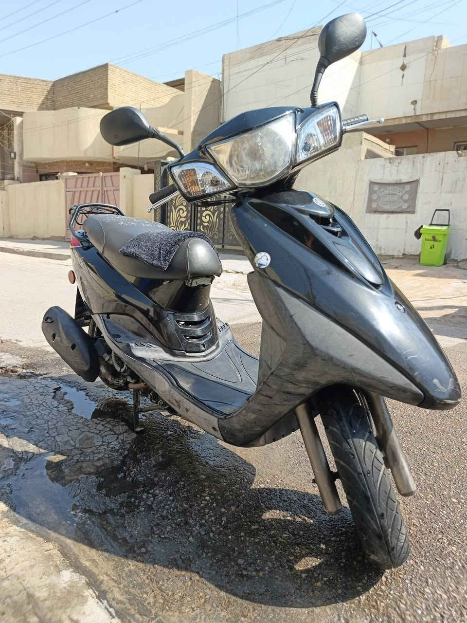 سلام عليكم
دراجه بريز للبيع رمبه صاله شهرين 
مكينه واكسل مكفوله دراجه خير من الله 
يحتاج فقط لايت أمامي مكاني بغداد دوره أبو دشير
السعر مليون و250 وبيه مجال اتصال *********** و معلومه هسه خواته ب مليون ونص تره
