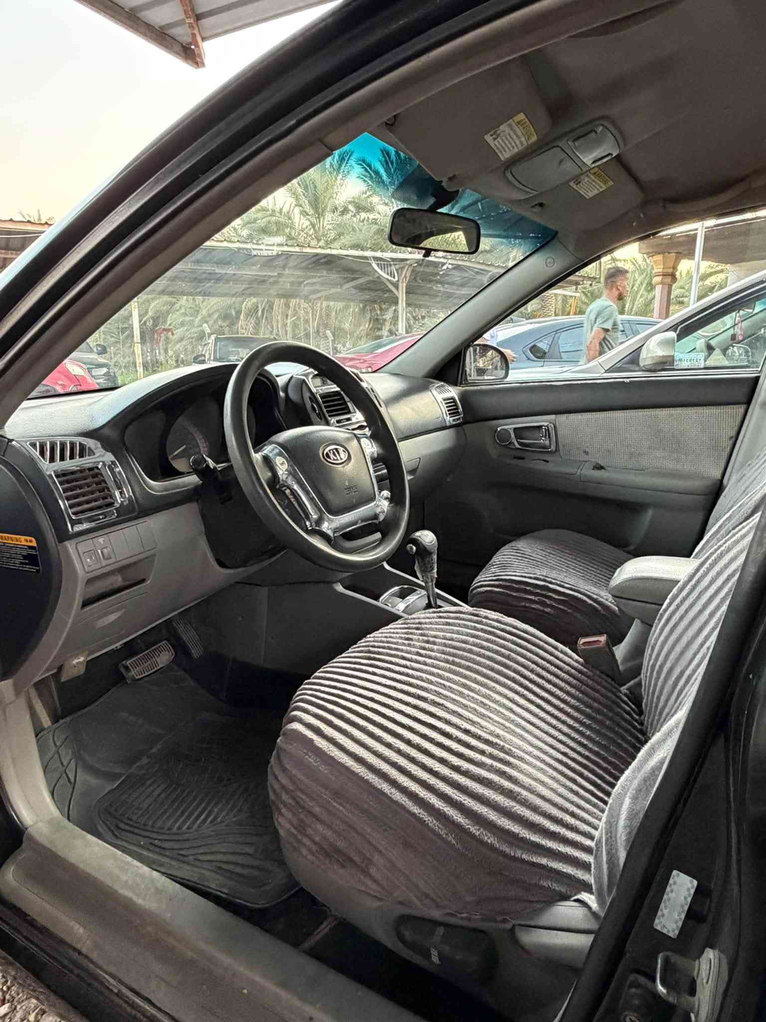 سبكتره 2007
رقم بغداد بيها مكانات صبغ قليله بدون دواخل مكينه كير حداديه تخم تاير كله كفاله محرك 2000 كير أوتوماتيك سياره نضيفه وجاهزه من كلشي مال جناي 

السعر 69

العنوان بابل سدة الهنديه 

***********
