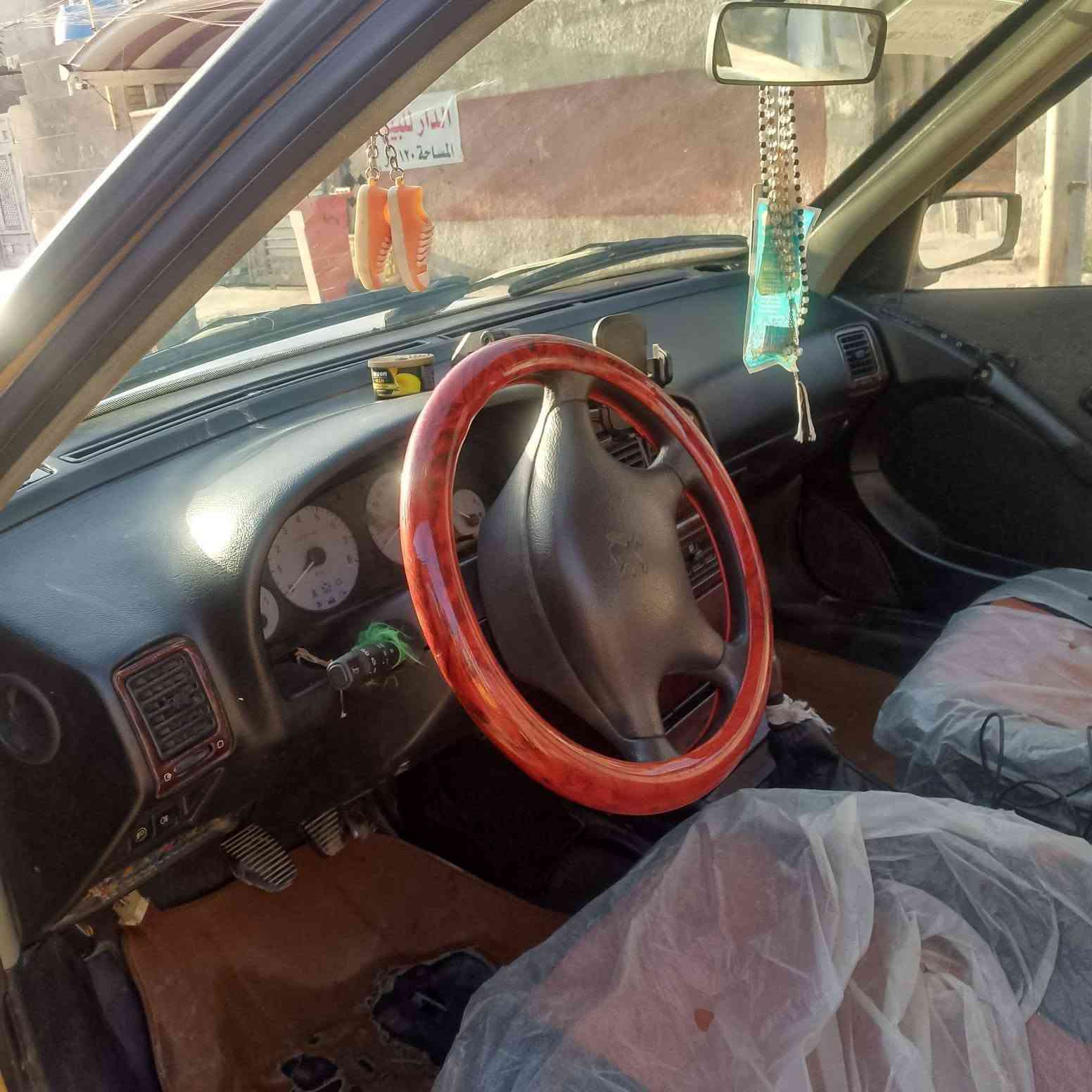 تبيجو بارص موديل 12,كلشي بيه جديد وشغال تبريد شغال وي السويج مكينه وكير شرط مطلوبه 700 غرامات وهيئه تنزل من سعرها مكاني بغداد العبيدي السعر 27 وبيه مجال ***********
