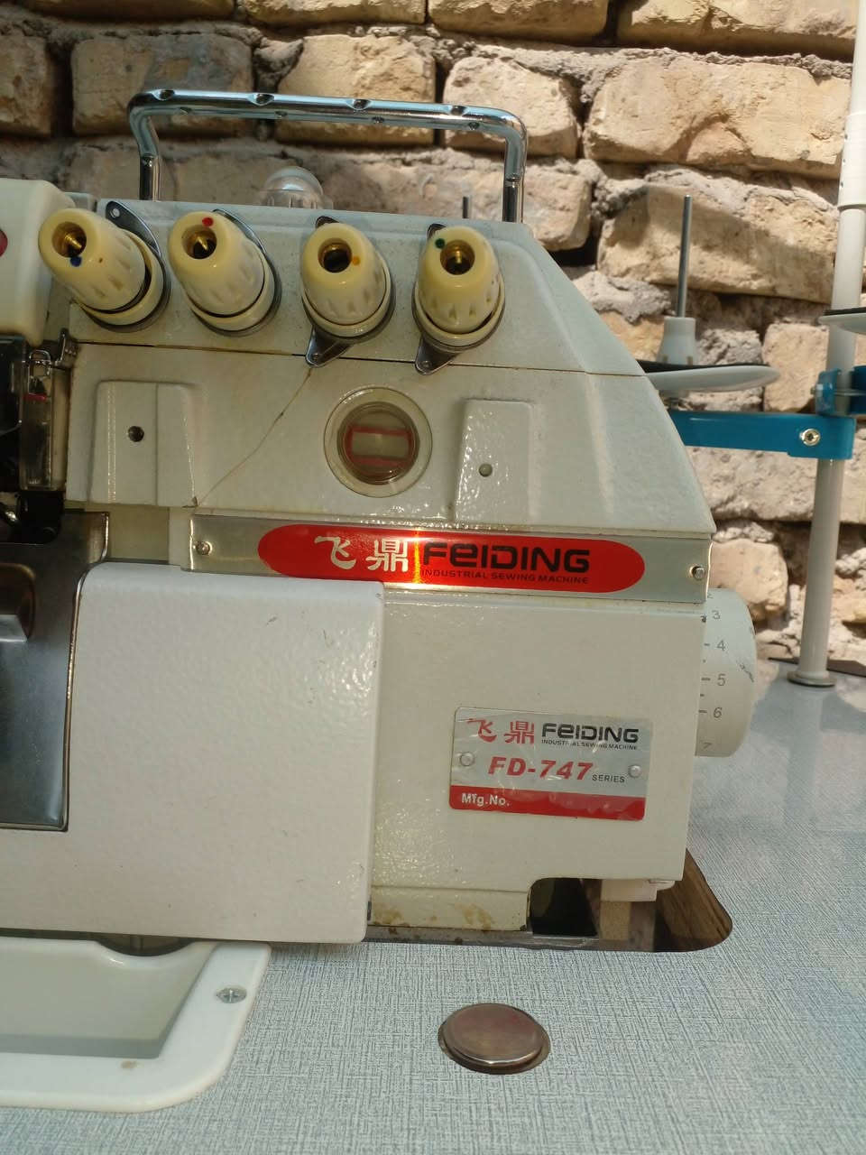 للبيع ماكنة خياطه نوع اوفر( 4 ) خيوط
نظيفه جدا استعملت للفحص فقط
بسعر = 300
مكاني بغداد العبيدي حي الرحمه 
***********
