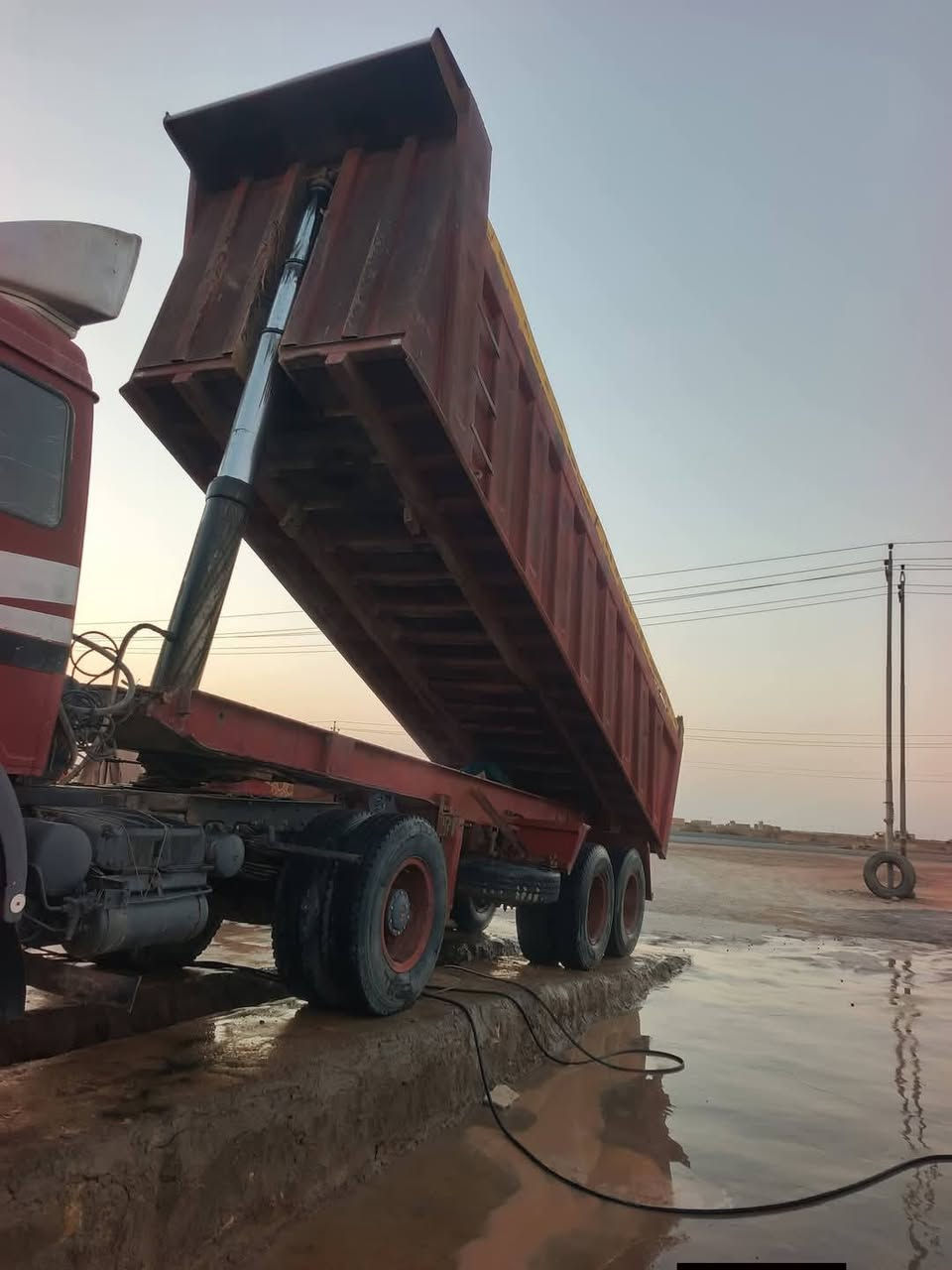البي 94محرك35كير160اكسن جيف شاصي بي فطر جوة الصينية رقم انكليزي بسمي مربوطة افلات عربانة مكفولة تخم تاير شراي اتصل ***********
