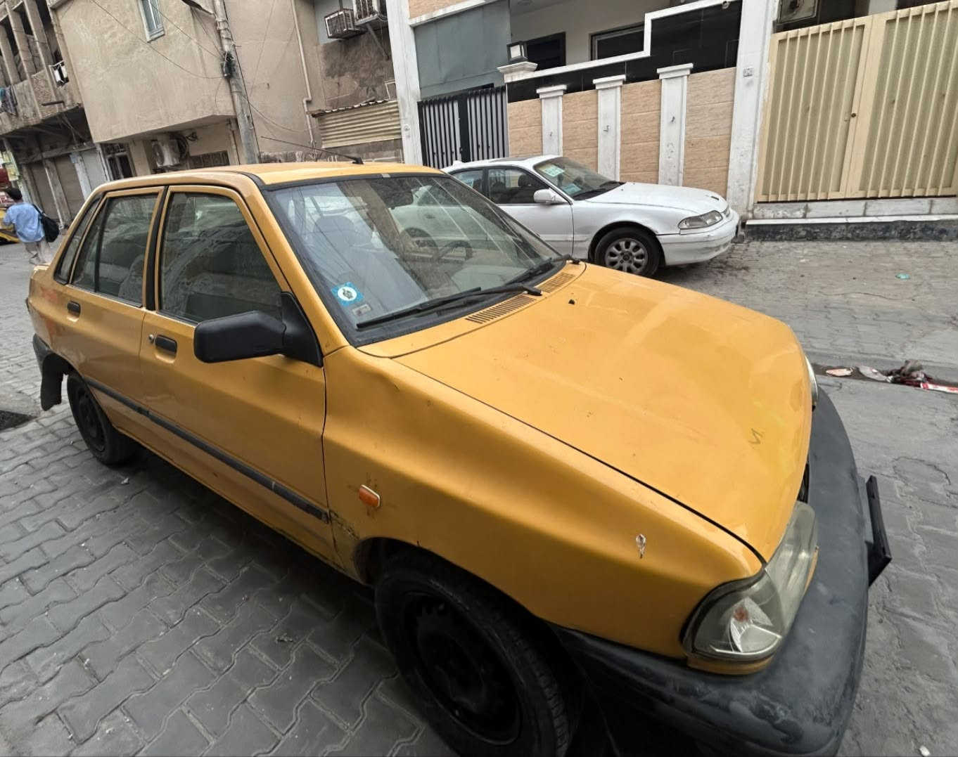 سايبا مديل ٢٠١٣ كير محرك مكفول
لا ضربه ولا صبغ داخل جديد  
مصفره هئيه وغرمات ورقم بغداد الجديد 
السعر ٢١ 
بغداد الحريه 
***********
