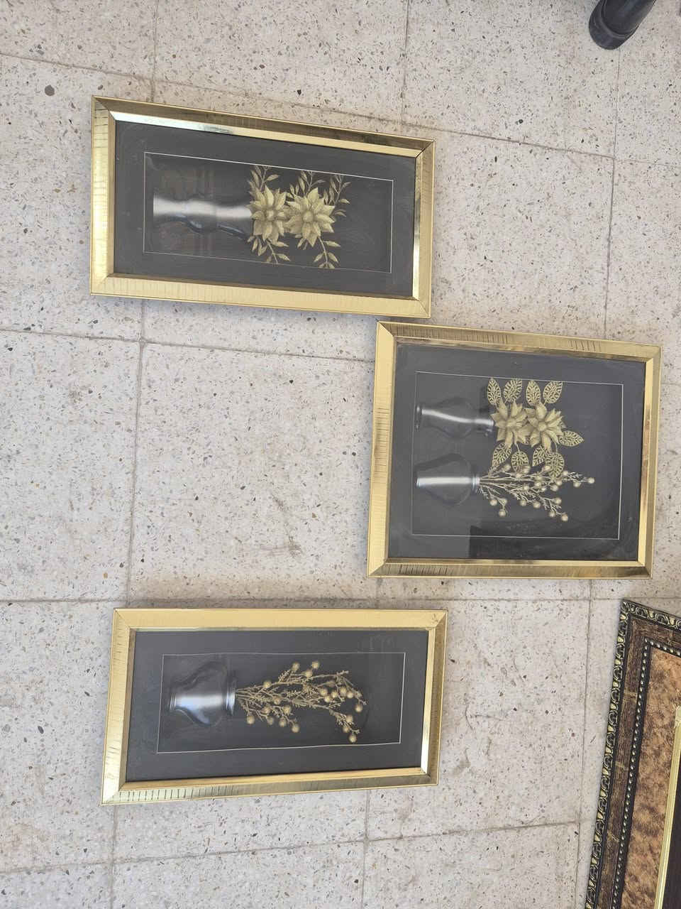 نانو ستيشن
رواتر تبلنك 
يو بي اس ..كلهن على ٦٠ الف..
البايسكل على ٥٠ الف...
والمروحات عدد٣ب٢٠ الوحده
لوحات جداريه المعوذات الوحده على ١٠ الف..
لوحات الثلاثيه على ١٥ الف..
والبردات عرضهن مترين ونص الوحده ب١٥ الف..
المثرامه ب٤٥ الف ..
والحماله والجنطه جديده بالجيس ب٣٥ الف..
والقلايه ب٨٠ الف دبل هيتر جديده 
المكان البياع الشرطه الخامسه..
للاستفسار ***********
