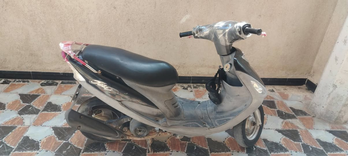 السلام عليكم للبيع مامفتوحه ابد بس بيه كعطه من تضخ بانزين للاخير سعر 650 عنوان البصره ابي الخصيب ***********
