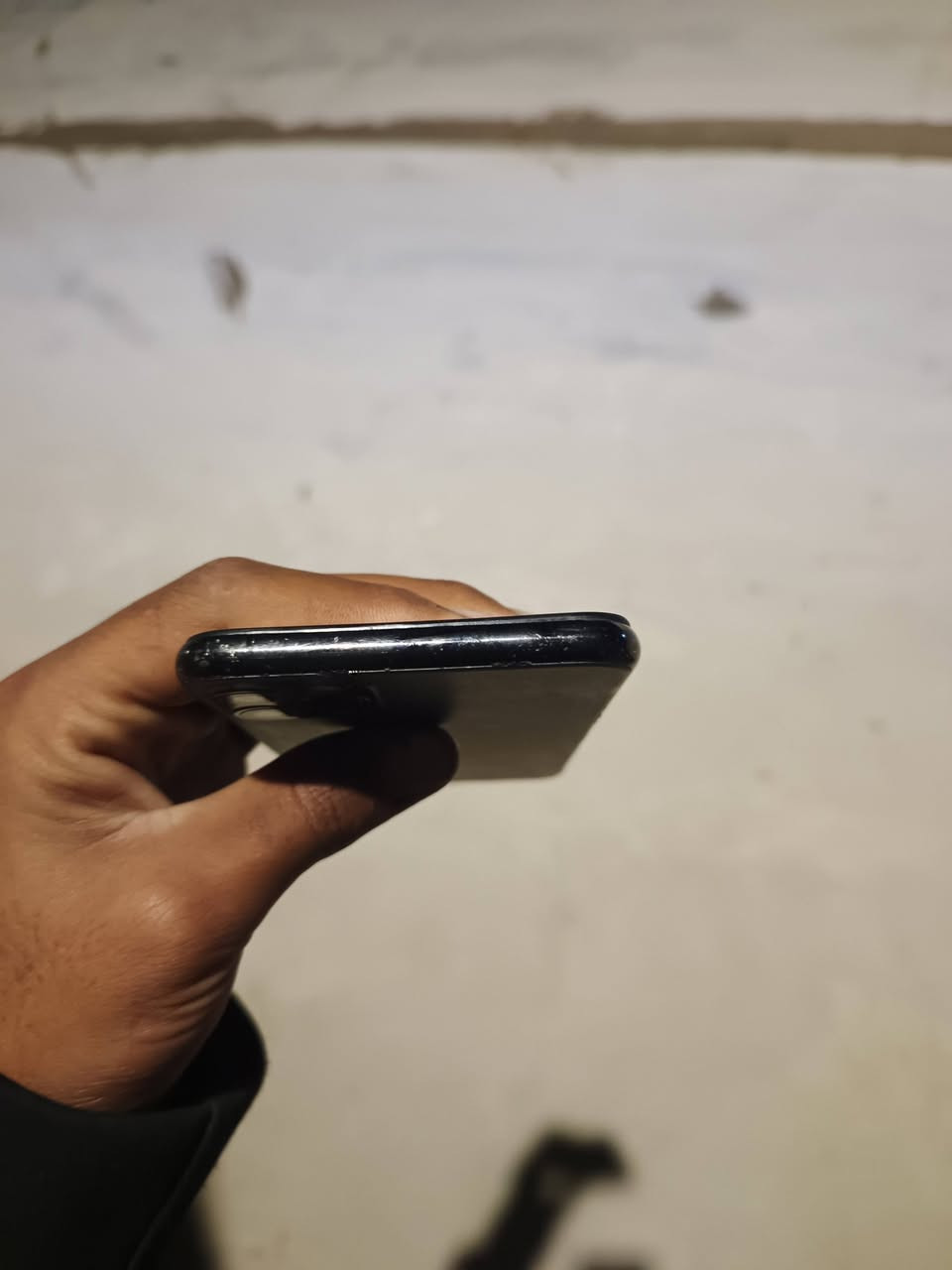 آيفون ١١ برو ماكس • كاميرا سلفي معطلة • ذاكرة ٦٤