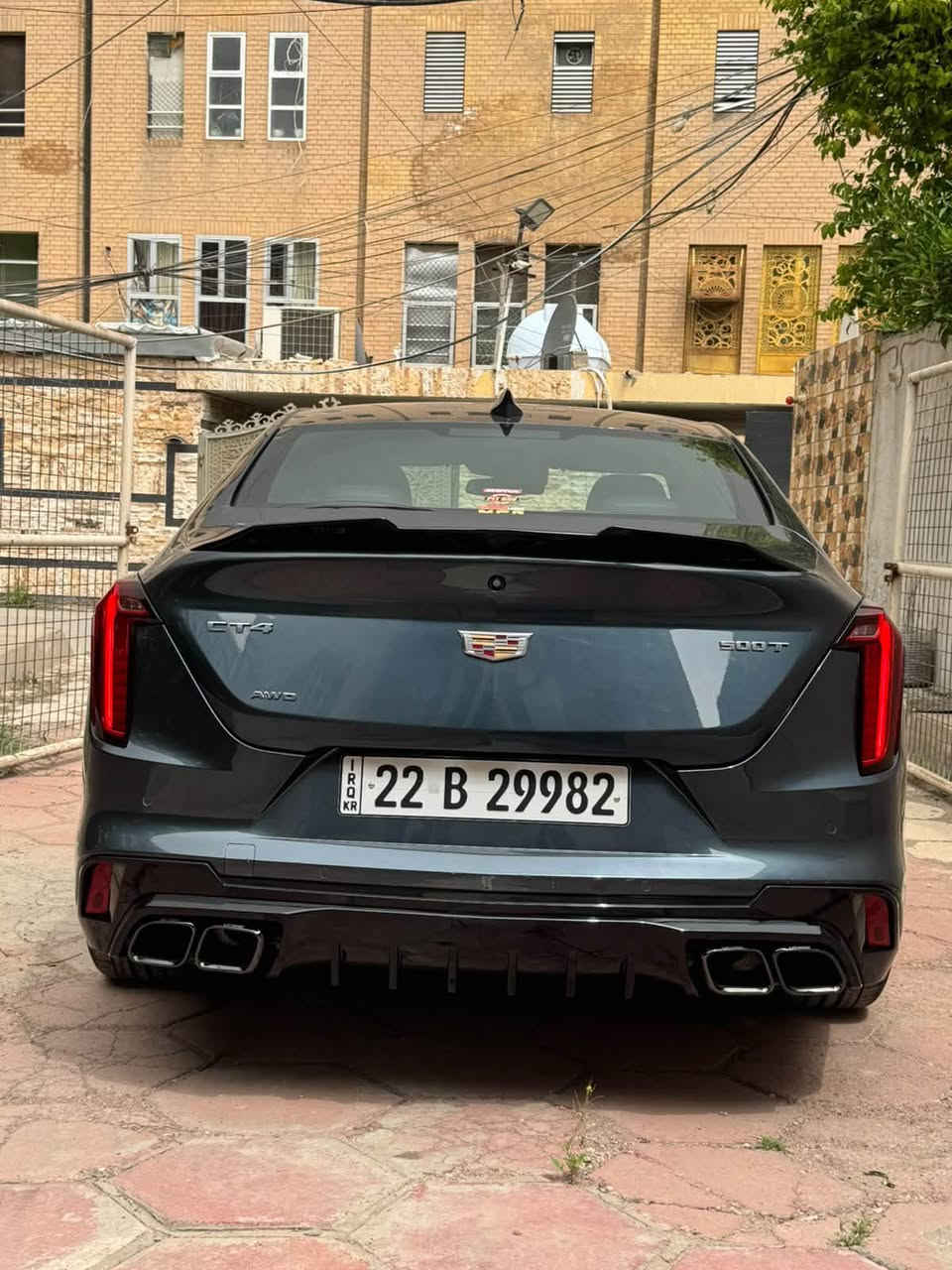 السلام عليكم
للبيع فقط سعر 200 ورقه وبي مجال
كاديلاك ct4 - premium luxury اعلى فئة وارد امريكي مديل 2022 
 حادث بسيط موضح بالصور ع كده تعمري
 سياره ماشية 40 الف 
قابل للزيادة 
محرك 2.7 تيربو - 4 سلندر ،
عزم 500nm قوة 350 hp
فول مواصفات السيارة /
فتحه سلايد 
كشنات جلد 
خزن ميموري
 تدفئة تبريد 
بصمة 
رادار تحديد مسار مواصفات الخ 
الاضافات 😕
اضائة داخلية امامية وخلفية كامل السيارة ، دركة كاربون فايبر ( دركتها الاصلية موجودة همين ) 
، دفيوزر خلفي اسود ، لحية امامية اسود ، دوسات اسود 

شبه كلين السيارة و مابيها لا شاصي ولا لغد عالفحص 
كير مكينة مكفولات 
و الصبغ فقط بنيد 
رقم اربيل بأسمي 
مكان سياره بغداد 
هـ ***********
