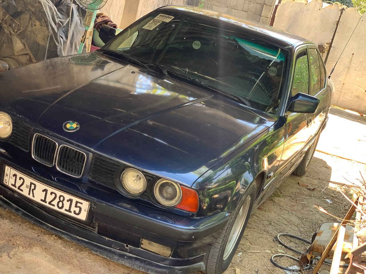 BMW للبيع 520 كير عادي 
تبريد ثلج ❄️
كابون بانزين بيها
باسمي سنويه جديده 
وايرمنيه كلها شرط وشغاله
داخل جلد 
لايتات زنون اصلي
سعر 42 بيها مجال 
موصل حي الوحده قرب جامع الصابرين
***********
