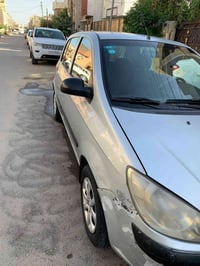للبيع هونداي جيتز موديل 2010 رقم بغداد سياره بها قطعتين صبغ سياره مال ...