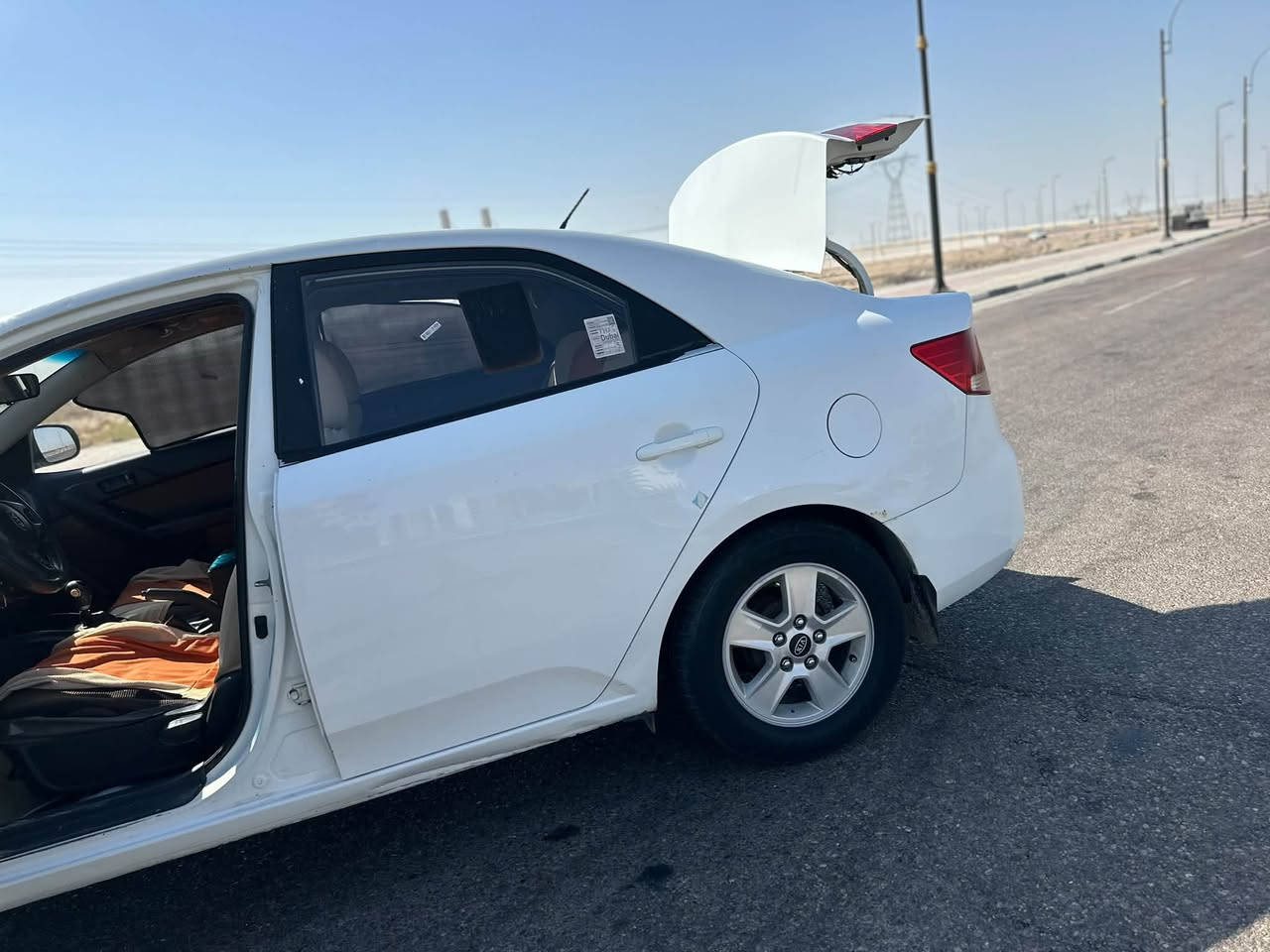 سيراتو 2012 خليجي للبيع 🚗
جاهزة من كلشي، مداور بسمك
سنويه منتهيه بشهر ال3
1600 دوش | كير 6 نمر | كفالة مكينة وكير
تبريد ثلج + تاير جديد
حادث بسيط بالباب والجنطة ما مأثر
السعر 86 ورقة وبيه مجال
بصرة | *********** واتساب
