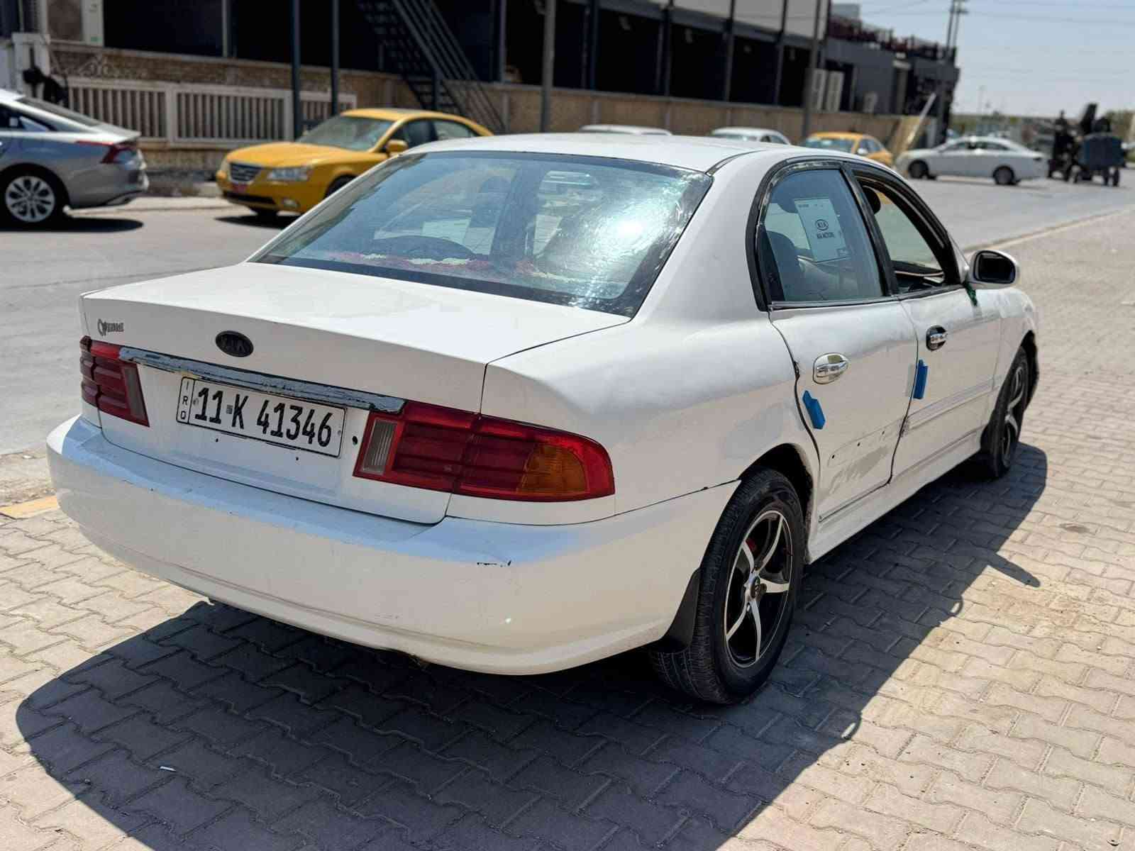 كيا اوبتيما موديل 2002
كير اوتماتيك 
رقم بغداد 
سياره جاهزه نقصها فقط التبريد 
كير و محرك محور كورله 
مكاني واسط الكوت مركز المدينه
السعر ٣٠ 
***********
