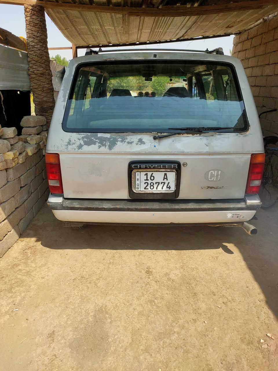 اسلام عليكم من رخصت المسؤل /عندي دوج كلايزلر موديل 1990بسمي رقم دولي سنويه ل2031يعني احولك ثاني يوم بسمك 7راكب محرك وكير مكفولات بيه بس راديتر نص عمر وين ماتريد ترايك بلاد مامصبوغ مكفول عن العيب الشرعي السياره بلاد محركها 3000سعرها 40وبيها مجال لشراي هاذا رقمي***********واتساب
