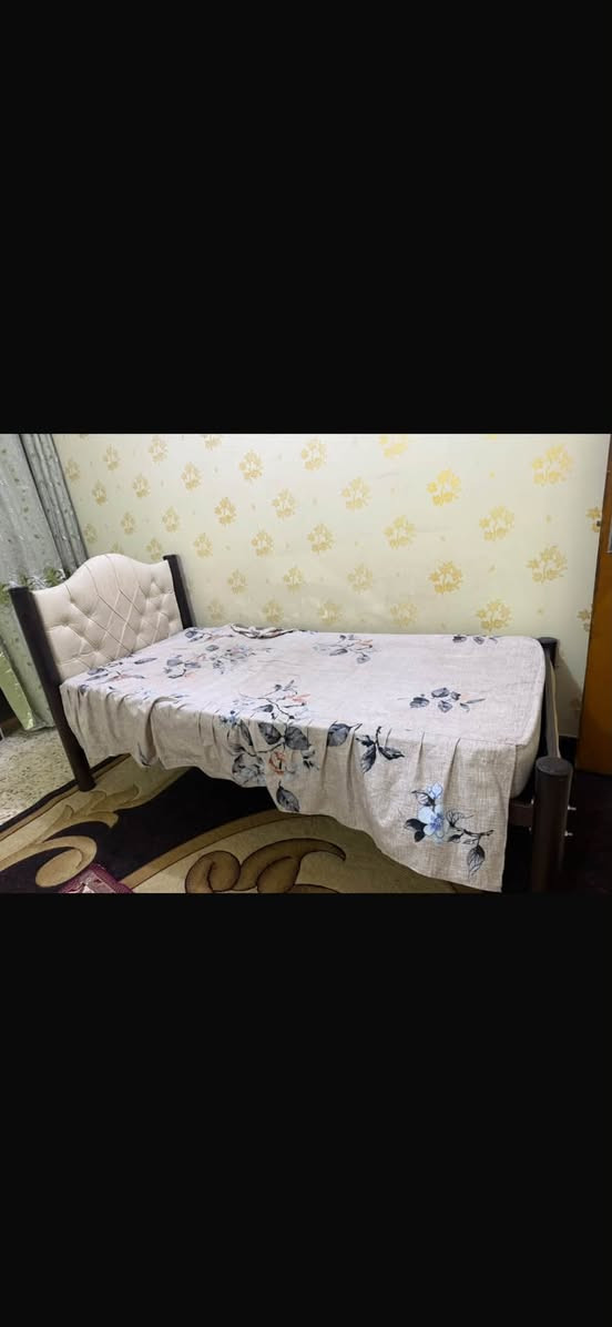 جربايه جديده اسعمال قليل بسعر مناسب
+964 770 389 1921

نص مكتوب في الصور:
- الجرس
