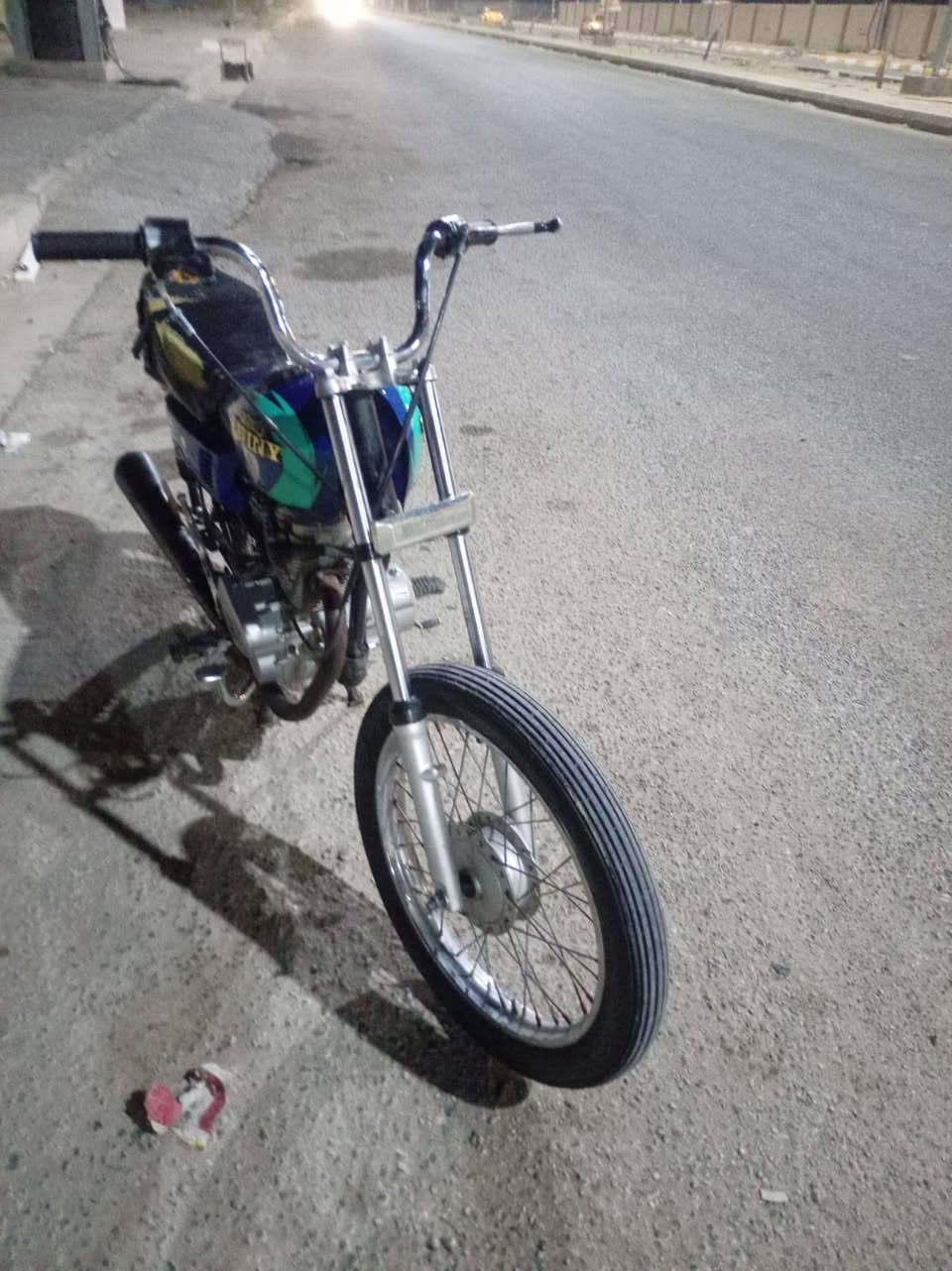 السلام عليكم خمسه كير للبيع بدون امراوس مكينه ناعمه دراجه نضيفه تشتغل هندر شلعه ومعدل كلش قويه السعر 300وبيه مجال الماعاجبه السعر يعبر المنشور *********** متواجد فقط واتساب مكلف بل نشر دراجه كلك تأخذها من باب البيت

