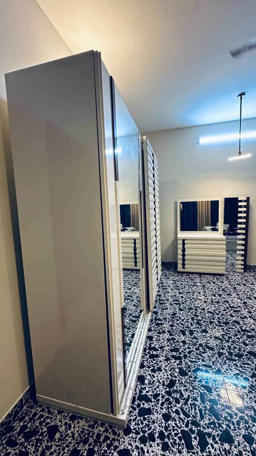 غرفة • نضيفة جداً • حي الجامعة