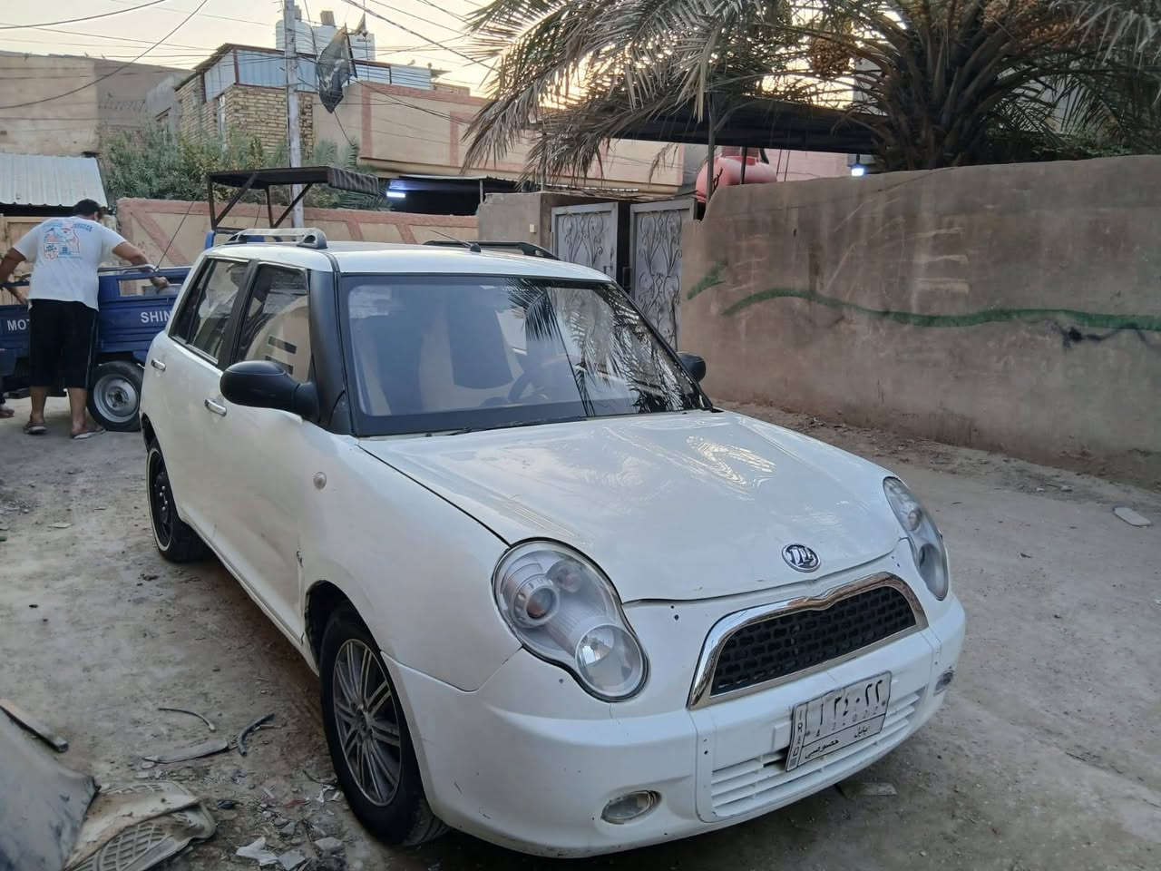 ليفان 320 بابل م13 حلوه وجاهزه السعر 25 الشراي يتصل *********** عنوان حله نادر
