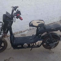 دراجة شحن كهربائية • نضيفة • حجم ١٤
