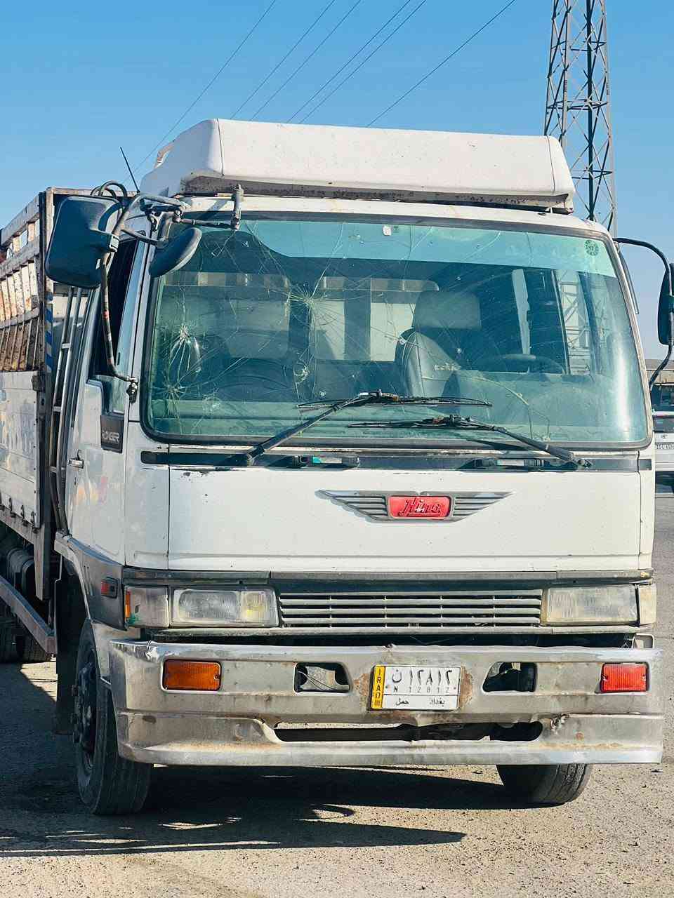 سلام عليكم هينو طيره للبيع سته وربع مكينه 70عادي رقم بغداد  مكفوله من الضربه قماره بلاديه مكان بغداد ‏‪***********‬‏ رقمي الاتصال واستفسار السعر خاص
