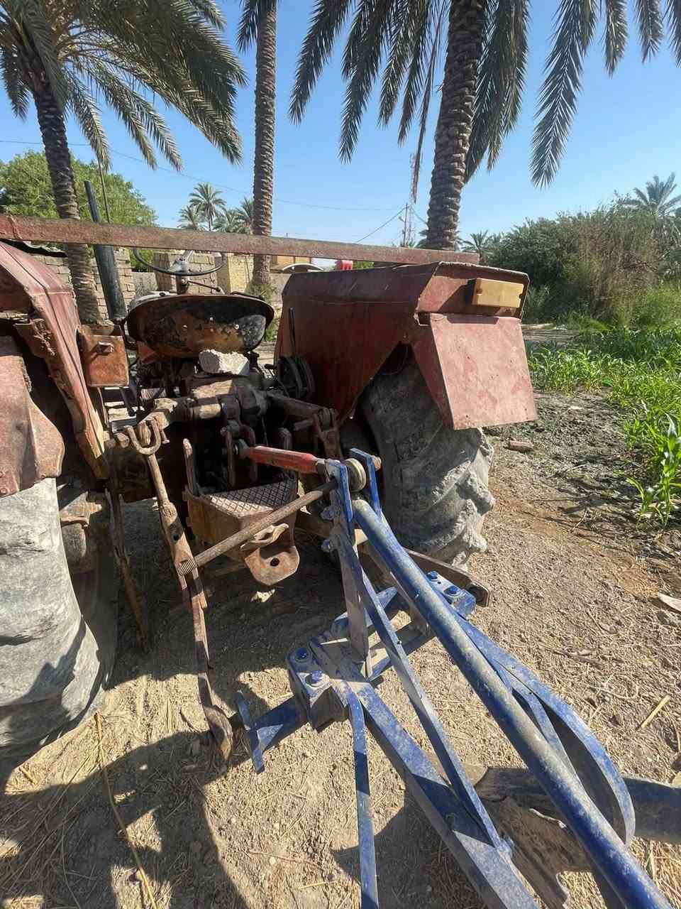 السلام عليكم
كاروبه عنتر بدون 
جاهزه باور ،سلف،لايت،تايرات اماميه جدد تايرات خلفيه نص عمر، بريك، مكان كربلاء الحر سعر 4ملاين وبيها مجال لشراي ***********
