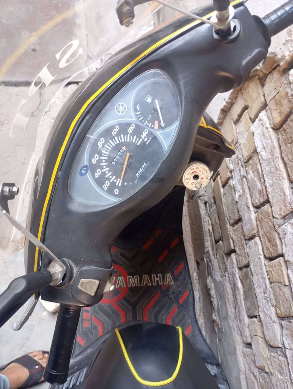 السلام عليكم عندي دراجه ابريز الدراجه حلو وامرتبه  نكرة سلف الدراجه البيع السعر 650وبيهه مجال
هذا رقمي *********** بغداد شارع الكفاح 
السلام عليكم عندي دراجه ابريز الدراجه حلو وامرتبه  نكرة سلف الدراجه البيع السعر 650وبيهه مجال
