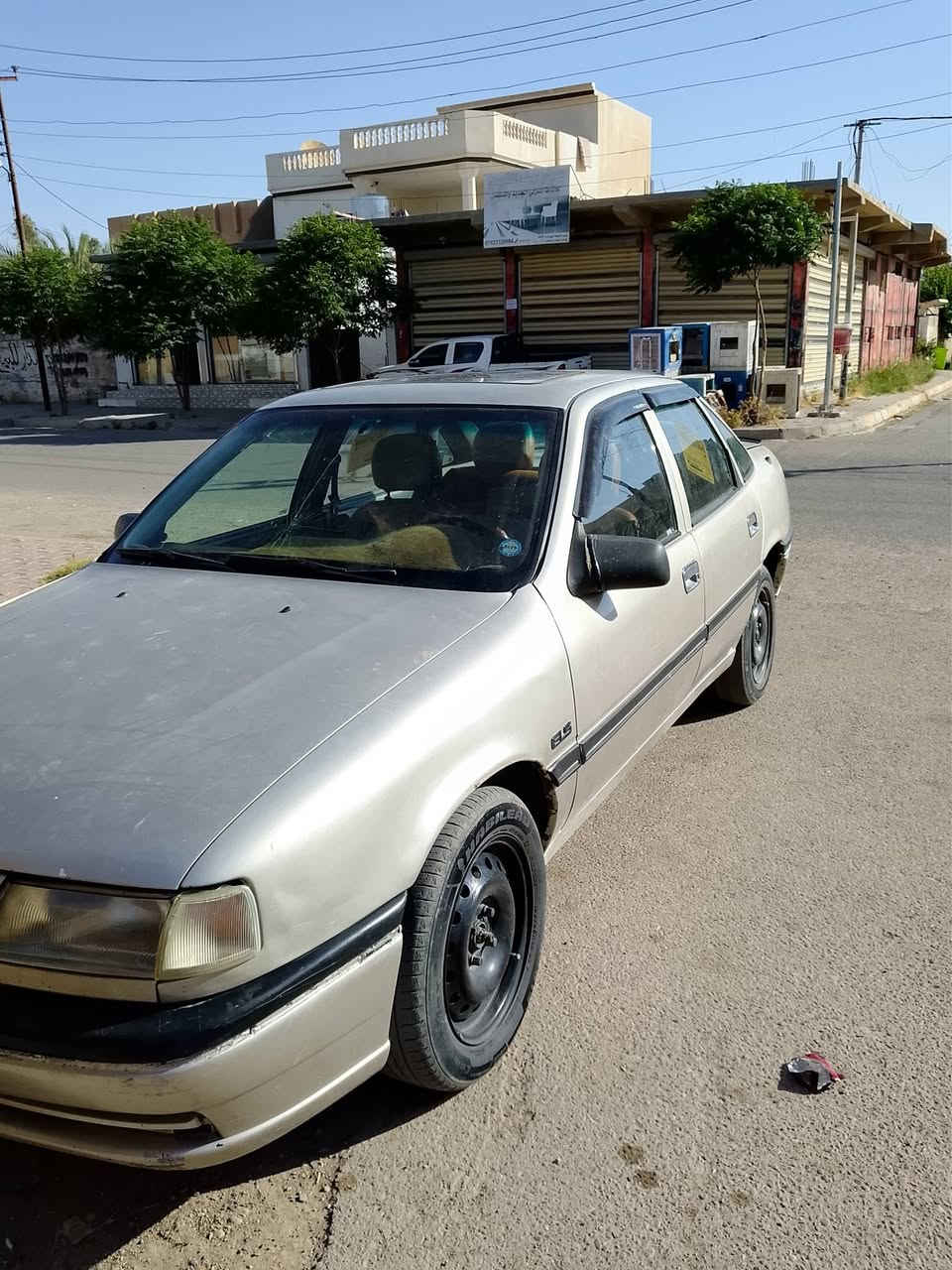 للبيع اوبل فكترا رقم سليمانيه سنويه ل 29 صبغ عام بدون حادث محرك 20 السعر 35 الاتصال ***********
