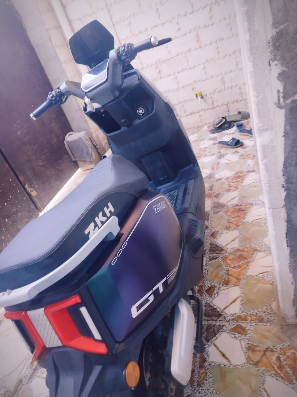 السلام عليكم دراجة شحن GT RS XXX للبيع نضيف جداً 6 بطاريات والبطاريات ضمان اخت الجديدات مستعملة قليل السعر 800 ممتواجد على الفيس للتواصل الإتصال بالرقم 
***********
