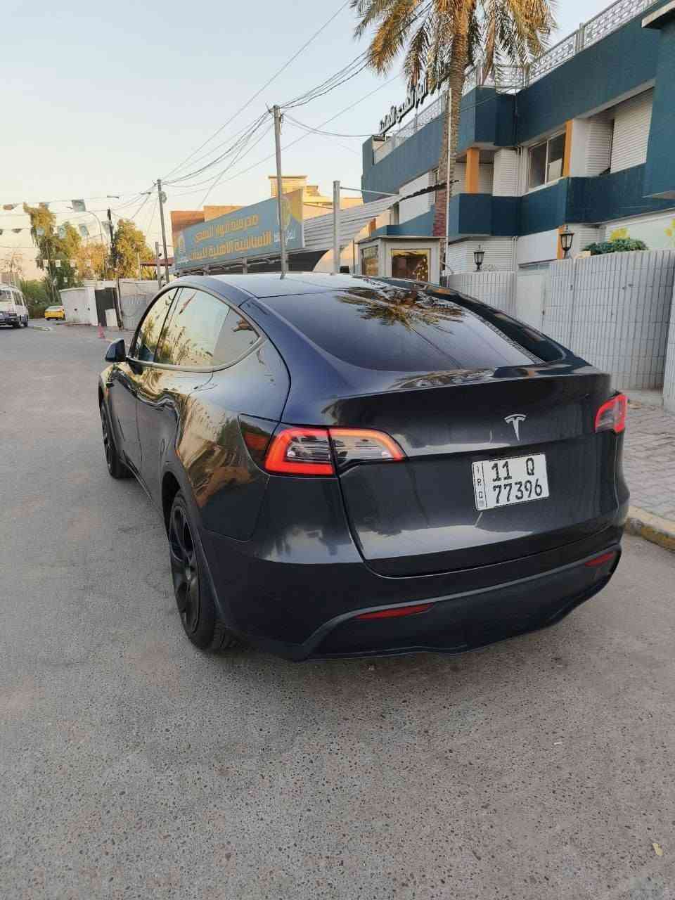 السلام عليكم👋
تسلا موديل y (موديل 2024) وارد امريكي رقم بغداد بأسمي
ماشيه 38000 كيلو 
تك ماطور  السياره اونلاين 
🛑حادث امريكه قبغ جنطه و جاملغ خلفي بدون دواخل وبدون ايرباك
السياره جداً جديده وبيهه اضافات  برده كهرباء  شاشه اضافيه وستيرن نص  رياضي و تلبيسة مقاعد  وشاحن اصلي مال تسلا 
السعر  (💰$ 200💰) وبيهه مجال
بيع او مراوس المكان بغداد الصليخ او البنوك
📞📞***********
