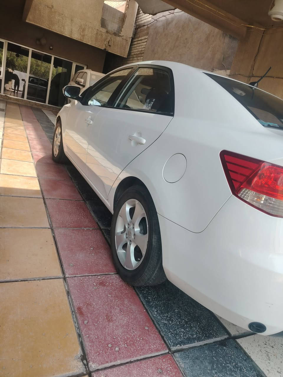 سيراتو للبيع موديل ١٠ سيارة جديدة ممتعوبه رقم سليمانية دولي الشراي يتصل ***********
***********
