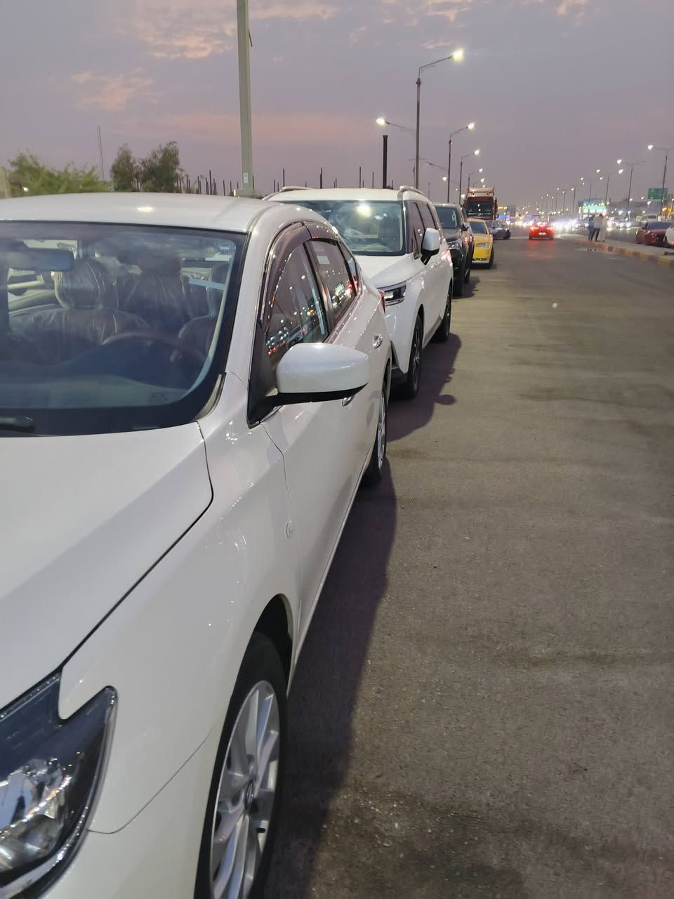 سلام عليكم نيسان سنترا ماشيه ٩ الف كفاله عامه داخل مشمشي كفاله عامه السعر ١٣٠ بيه مجال قليل كفاله من شخط رقم الهاتف ***********
