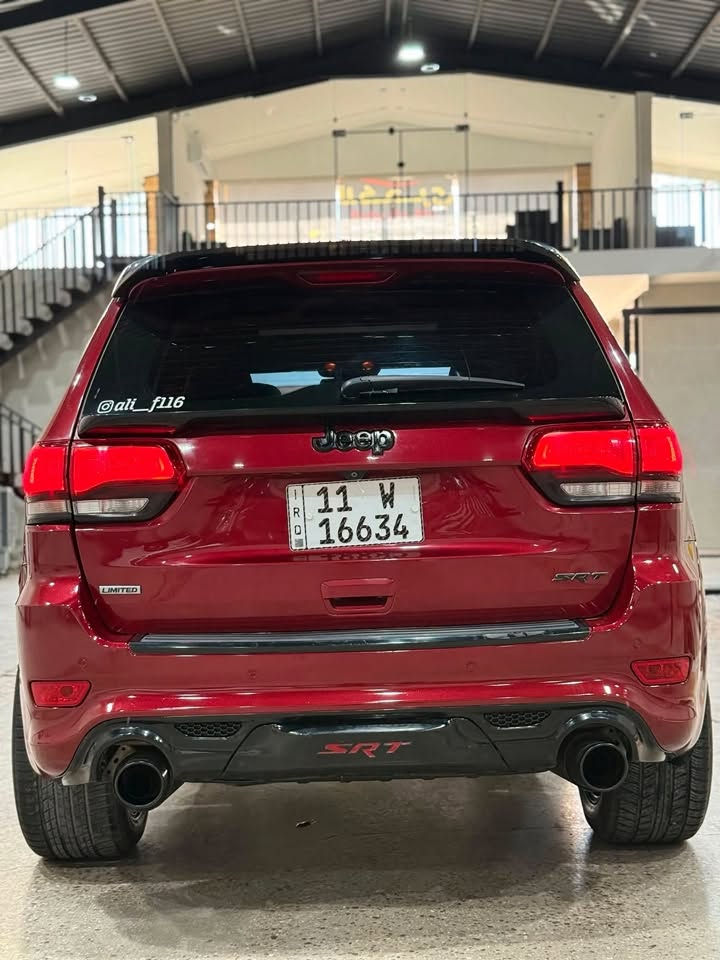 جيب كراند شيروكي SRT 🔥⬇️
💰 السعر:180$ 
🔹الموديل: 2014
🔹اللون: ماروني مميز ❤️‍🔥
🔹 المحرك: 6.4L HEMI / V8 
🔹 عداد المسافات: 97000mi
🔹 المواصفات: ⚜️فول مواصفات 1/1⚜️
🔹 بانوراما ✅
🔹 وضعيات قيادة متعددة (Auto, Sport, Track, Snow, Tow) ✨
🔹 تدفئة بلمرايا الجانبيه♨️
🔹 تدفئة بالستيرن ♨️
🔹 مقاعد كهربائية عدد ٢⚡️
🔹 تدفئة + تبريد بالمقاعد♨️❄️
🔹 مقاعد خزن ميموري🌟
السيارة وارد كندي گلين تاتيل 
وبالعراق بيها ربع جاملغ گلير + الباب الخلفي تكحيل 
التزويد : اكزوز + شوته AFE + برمجه + سقف رولز رايز
مكان السيارة كربلاء 
📞 للاستفسار الاتصال:***********
