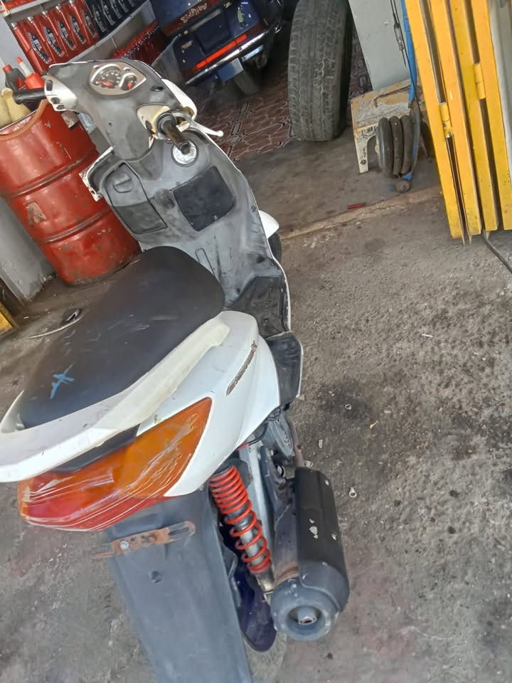 سلام عليكم سكنس للبيع نثيه نقوصاتهه زنجيل تفيلس بس ذني مكينه خير من الله كهربيات كلهه شخاله سلف هندر شاير هورن كامله بغداد حسينيه راشديه سعر 375 بيهه مجال ***********
