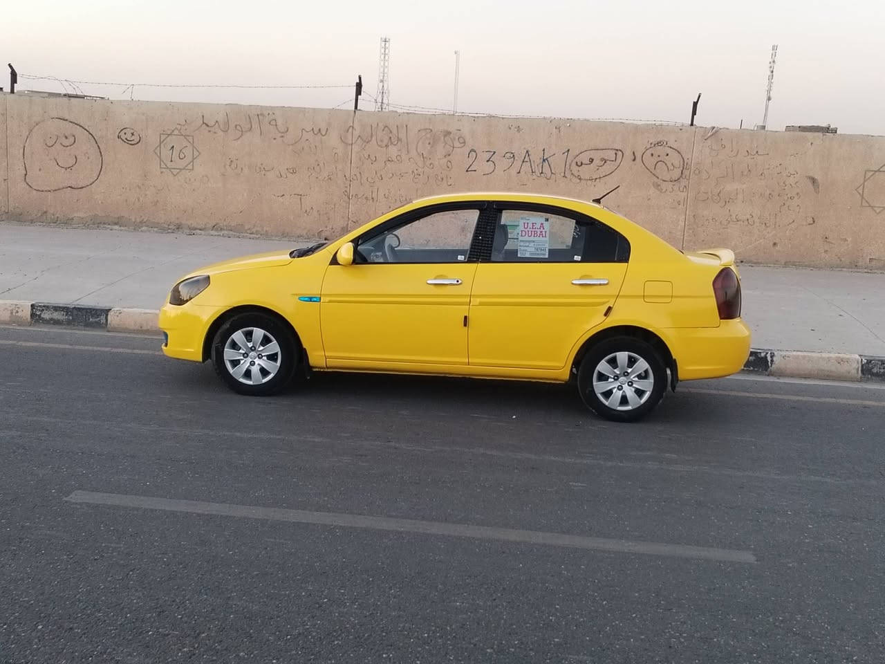 اكسنت للبيع موديل 2009 كوري
رقم نينوى مسطره شرط التحويل 
 هيئه وغرامه صفر 
بدون ضرر شرط عدا تلقيطات تكسي 
مكينه 16وكير توماتيك گصه قبل شهر شادهم 
 طخم امامي خلفي شرط
 باتري وايرمنيه كلو شرط
 غرفه دوشمه كلو شرط
 
السعر 88وبيها مجال قليل 
استفسار اكثر اتصل 
***********
***********
