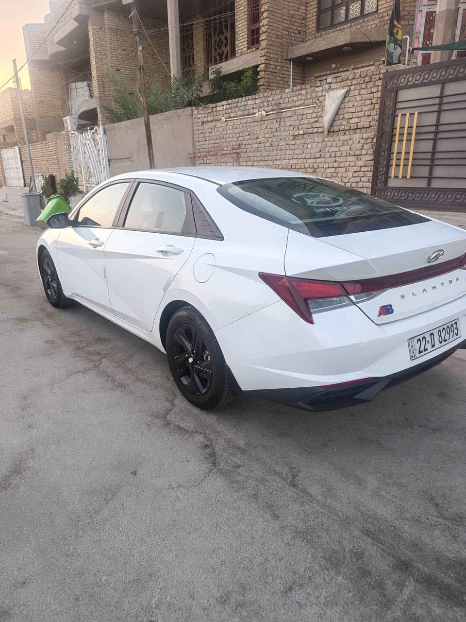 سلام عليكم سياره النترا موديل ٢٣ 
رقم شمالي بسمي خليجي شركه ساز
سياره موصفاتها فتحه حساساس 
كفاله عامه من كلشي 
ماشيه ١١٤
سعر ١٦٥ وبيها مجال 
عنوان كوت 
رقم هاتف ***********
